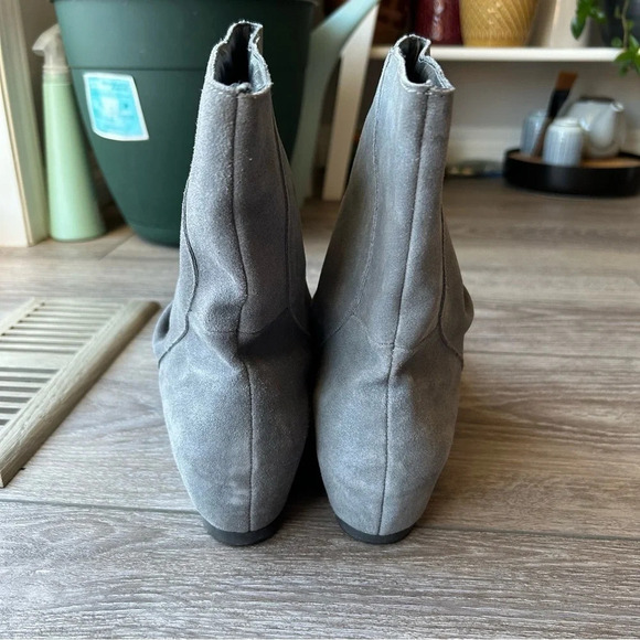 Gossip Suede Slouch Hidden Heel Boots - Picture 8 of 13